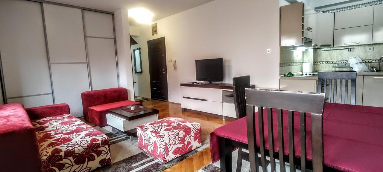 Apartment Nate'S Place Üsküp Dış mekan fotoğraf